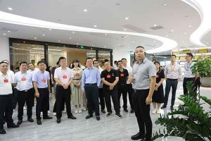 热烈欢迎广东省人大常委会2023年全国人大代表一行莅临世界杯集团官网世界杯集团官网世界杯集团官网世界杯集团官网首页-世界杯(中国)
集
